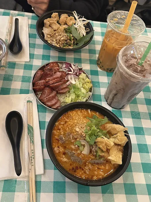 Tea Cup Cafe Picture 10