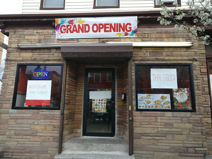 Roi Siam Restaurant Picture 3