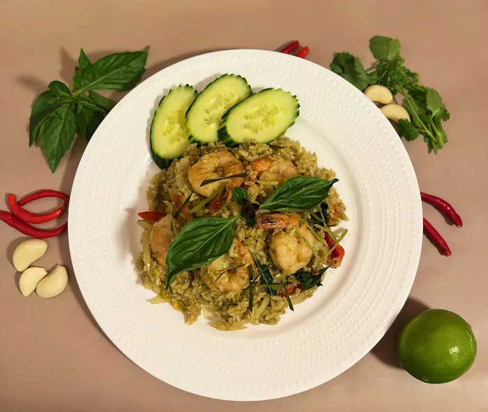 Racha thai Restaurant Picture 8