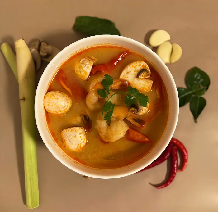 Racha thai Restaurant Picture 6