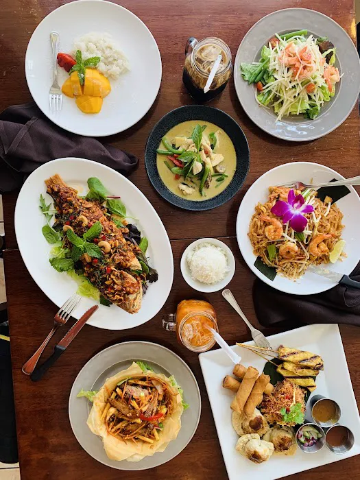 Thai Essence Picture 8