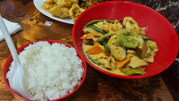 Thai-nese Fusion Picture 3