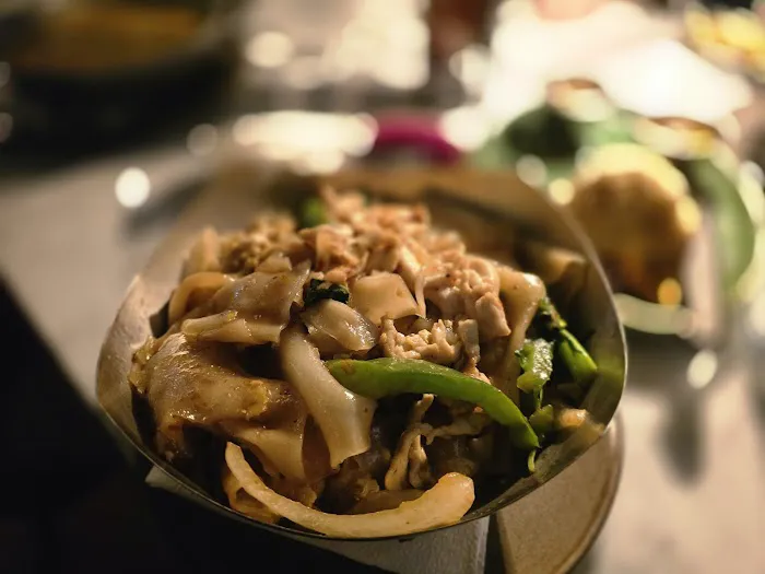 Sukhumvit Thai Eatery NJ Picture 8