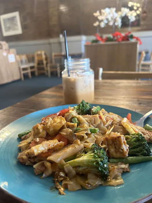 Morris Thai Cuisine Picture 3