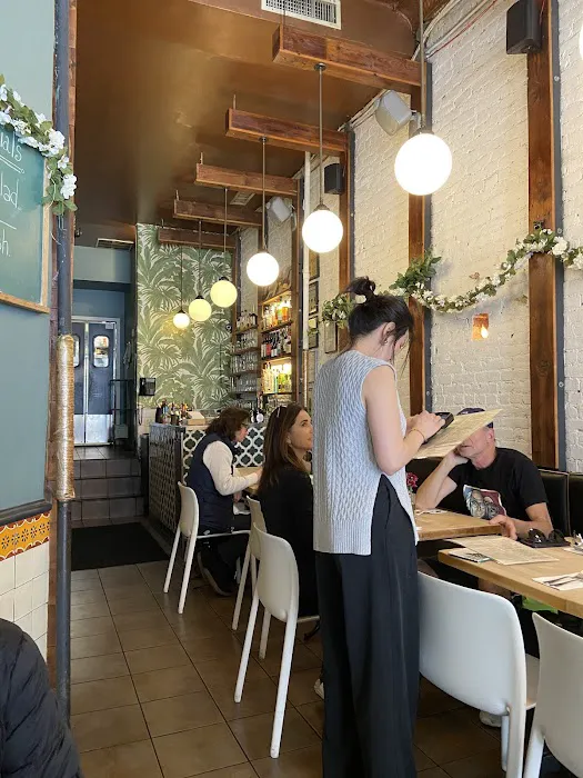 Land Thai Kitchen Picture 10