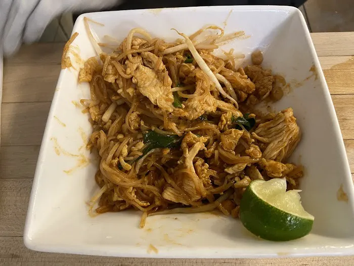 Land Thai Kitchen Picture 7