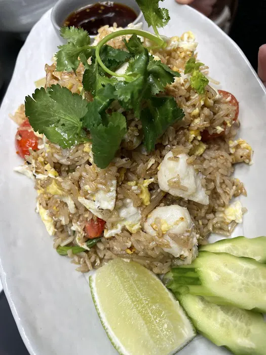 Senn Thai Comfort Food Picture 1