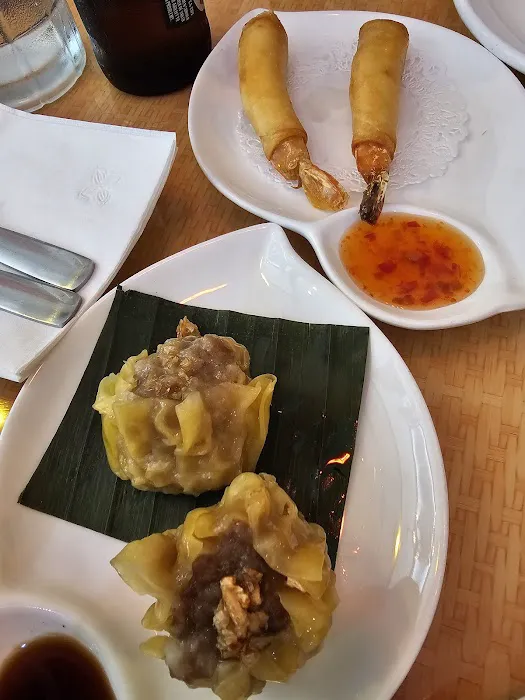 Living Thai Cuisine Picture 9