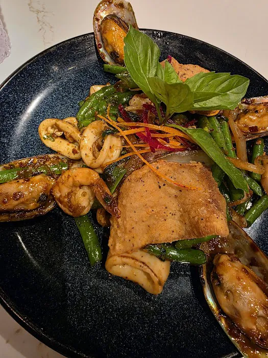 Thonglor Thai Restaurant Picture 2