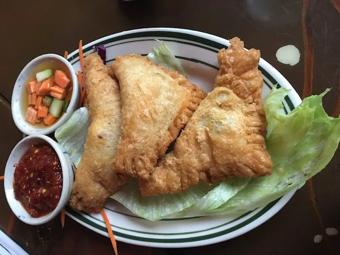 Red Basil Thai Cuisine Picture 3