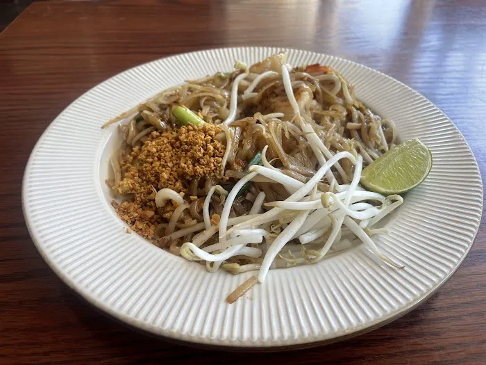 Lamoon’s Thai Restaurant Picture 3