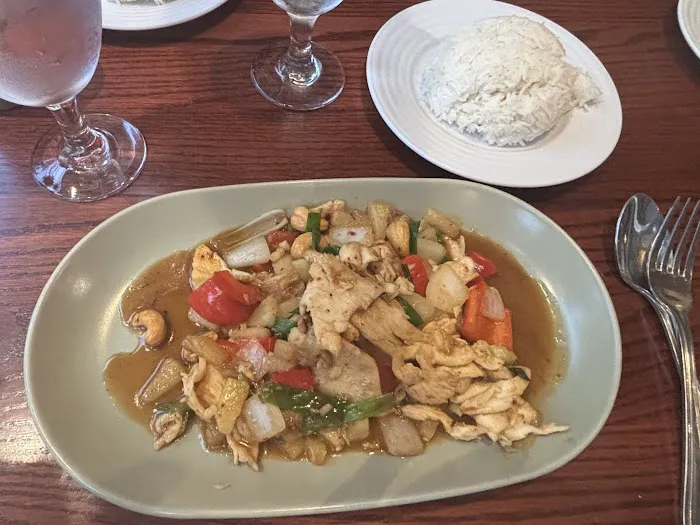 Lamoon’s Thai Restaurant Picture 10