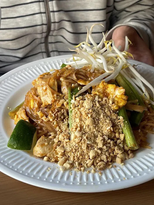 Areena Thai Cuisine Picture 6