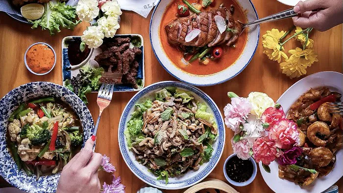 SLA thai restaurant Picture 7