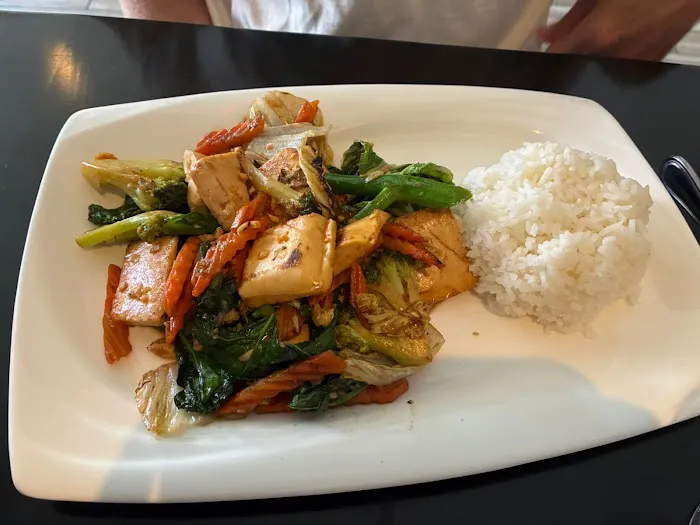 Maya Thai Eatery Picture 3