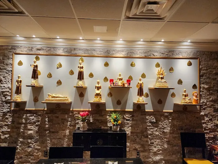 Maya Thai Eatery Picture 9