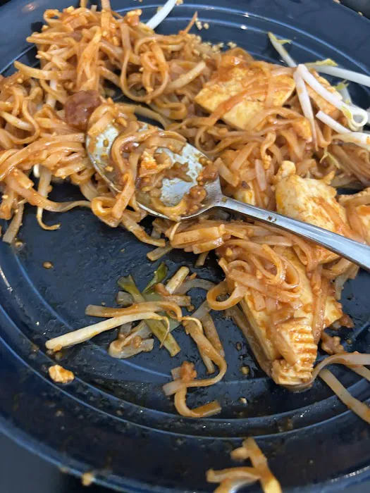 Maya Thai Eatery Picture 2