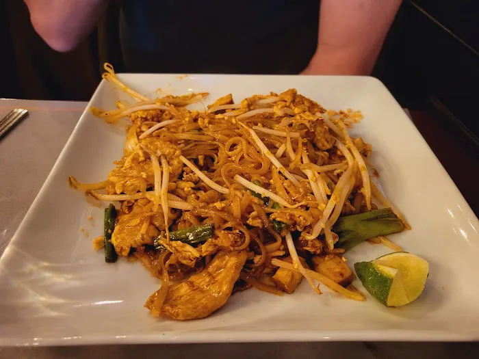 Phattra Thai Restaurant Picture 4