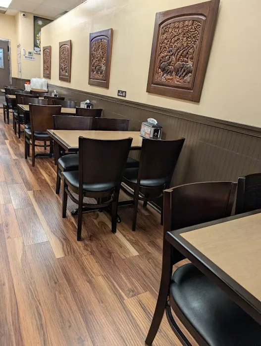 Four Seasons Thai Cuisine Picture 5