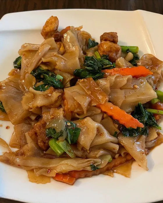 Thai Basil Restaurant Picture 3