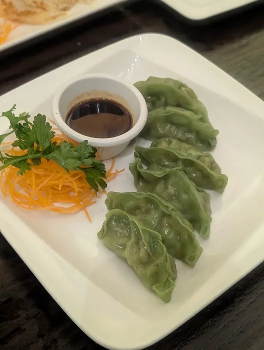 Thai Basil Restaurant Picture 10