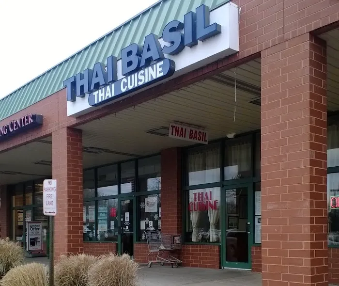 Thai Basil Restaurant Picture 6