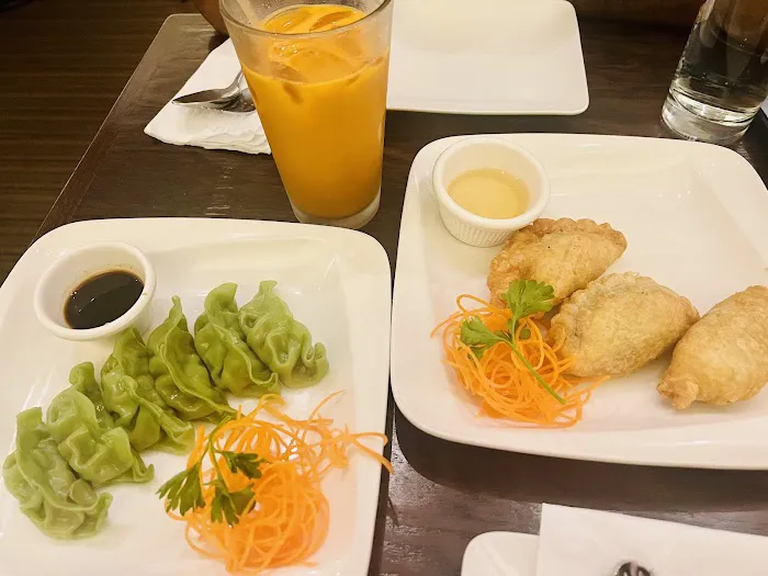 Thai Basil Restaurant Picture 5