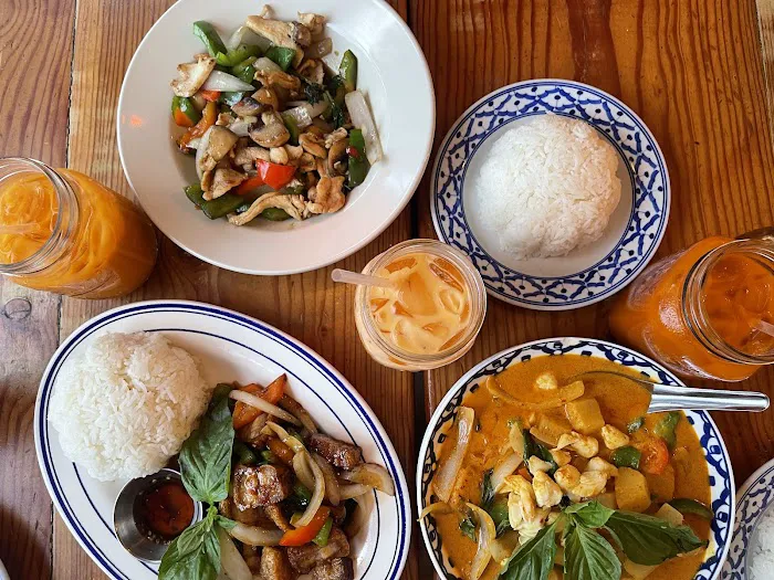 Pochana Thai Kitchen Picture 9