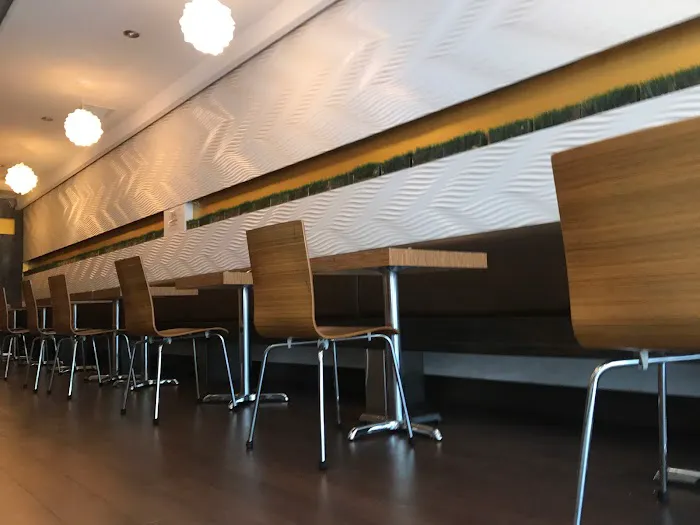 San Aroy Thai Kitchen Picture 3