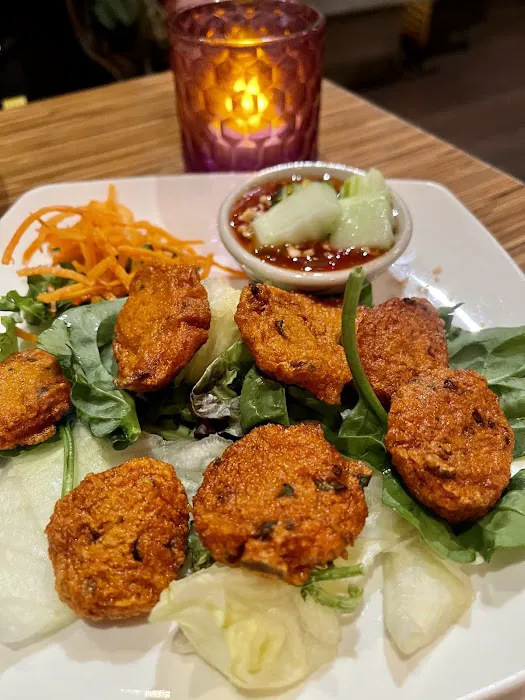 San Aroy Thai Kitchen Picture 4