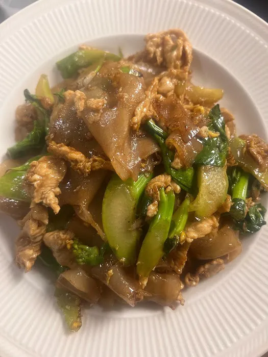 KhanTong Thai Kitchen Picture 5