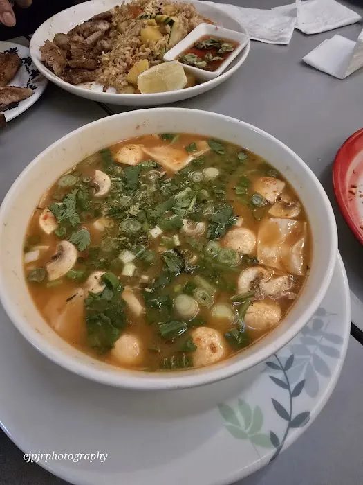 Pho Thai Lao Kitchen Picture 4