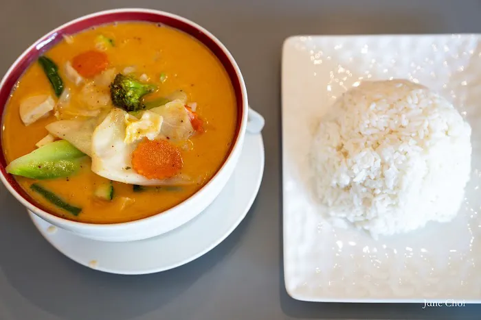 Pho Thai Lao Kitchen Picture 7