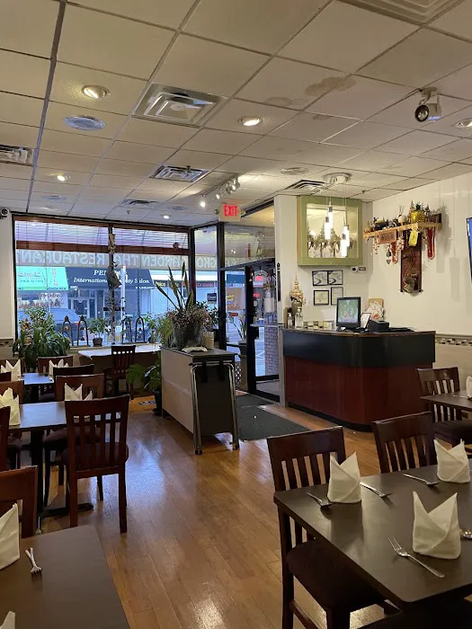 Bangkok Garden Restaurant Picture 7