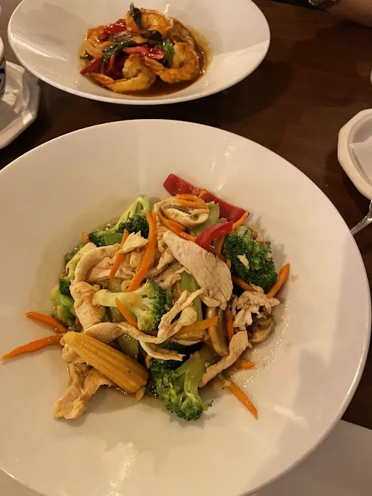 Bangkok Garden Restaurant Picture 9