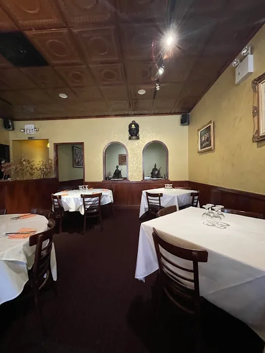 Thai Thai Cuisine Picture 3