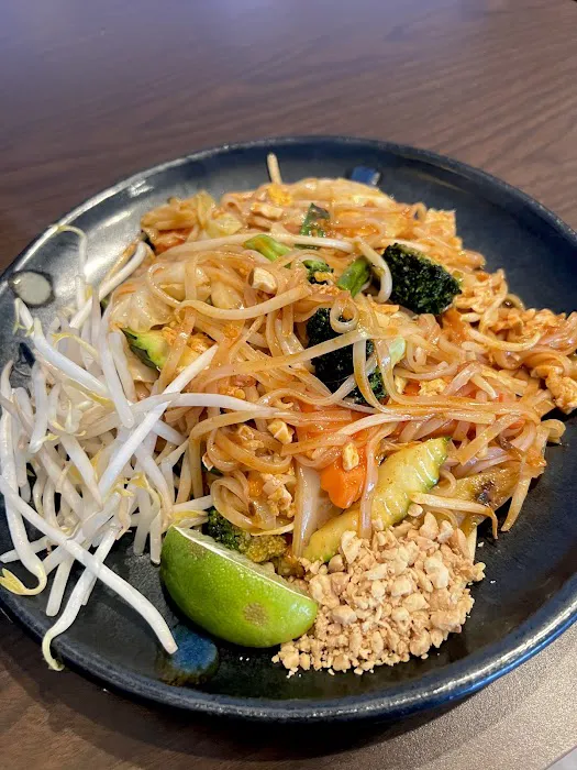 House of Thai Cuisine With New Management Team Picture 4