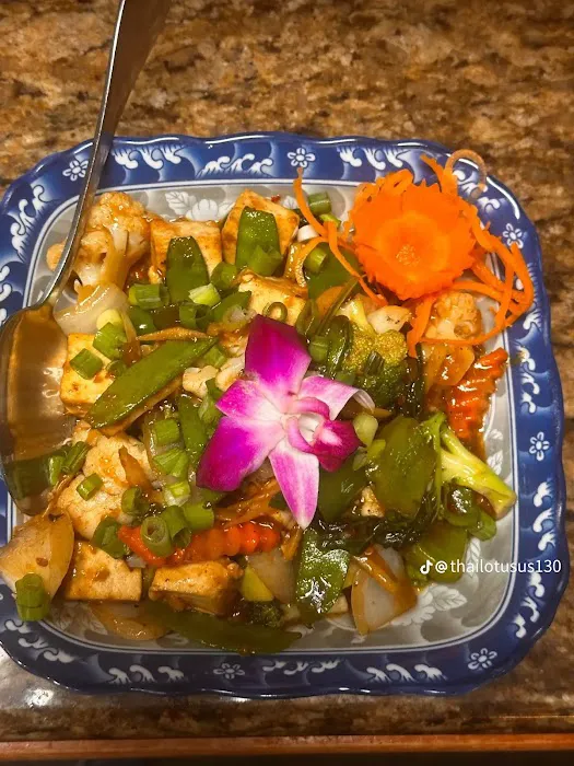 THAI 🪷 LOTUS Thai Cuisine (Zabihah Halal حلال) Picture 6