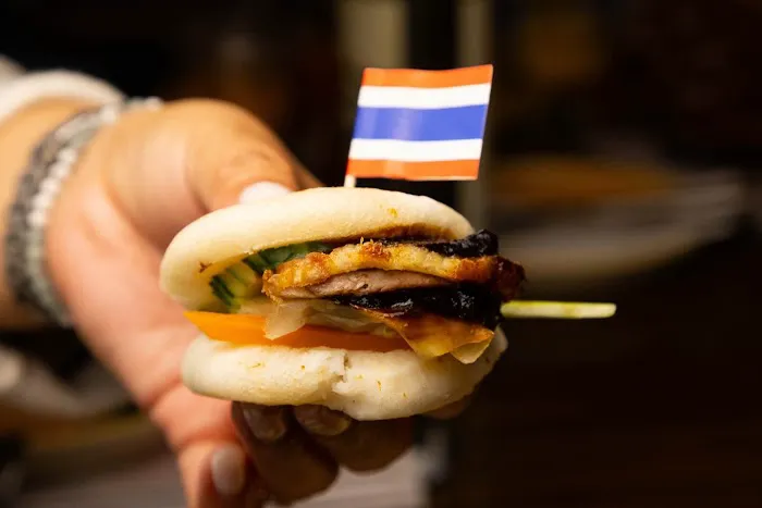 Siam Smiles Picture 5