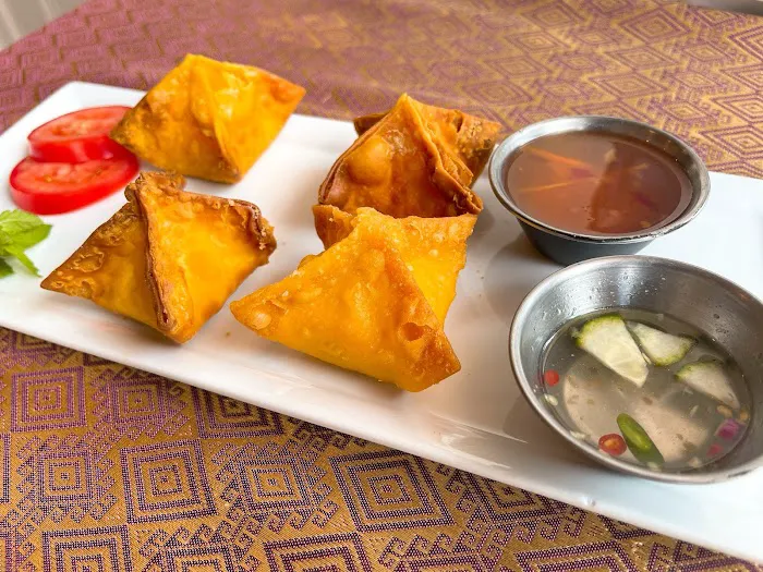 Aroma Thai Cuisine (Franklin Park, New Jersey) Picture 7