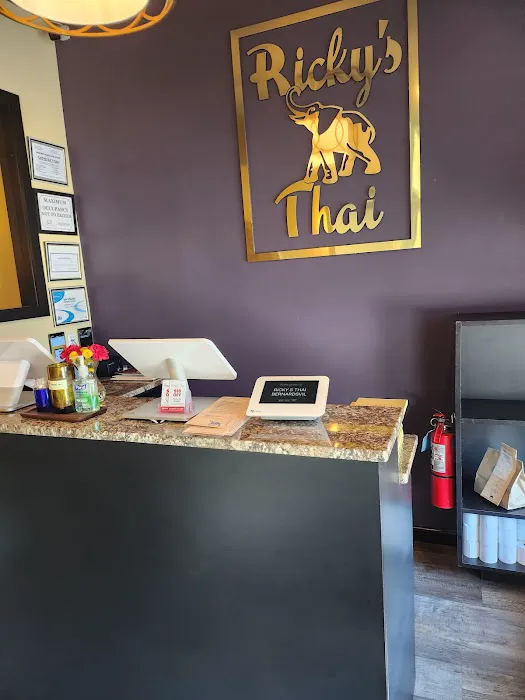 Ricky’s Thai Bernardsville Picture 5