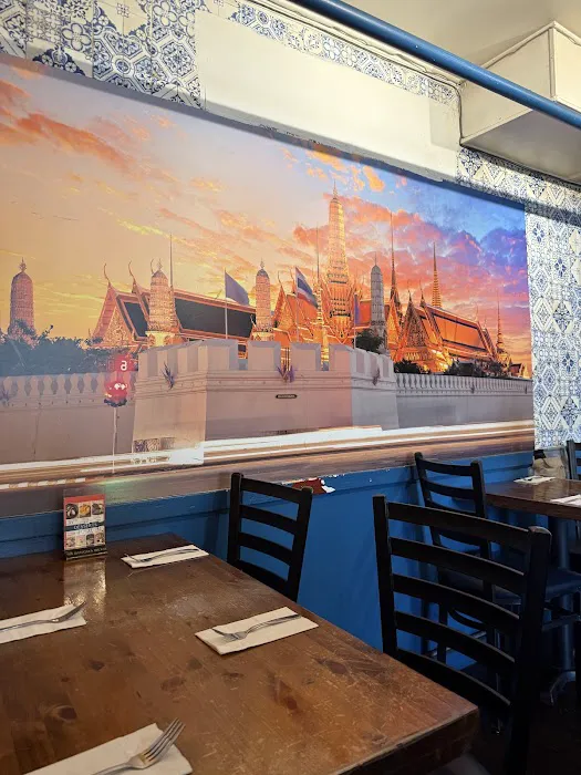 888 Hudson Thai Picture 4