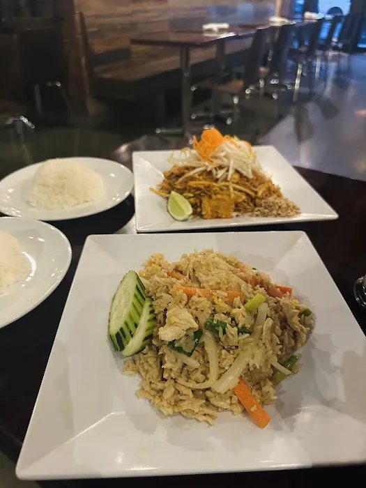 Ditmars Thai Picture 7