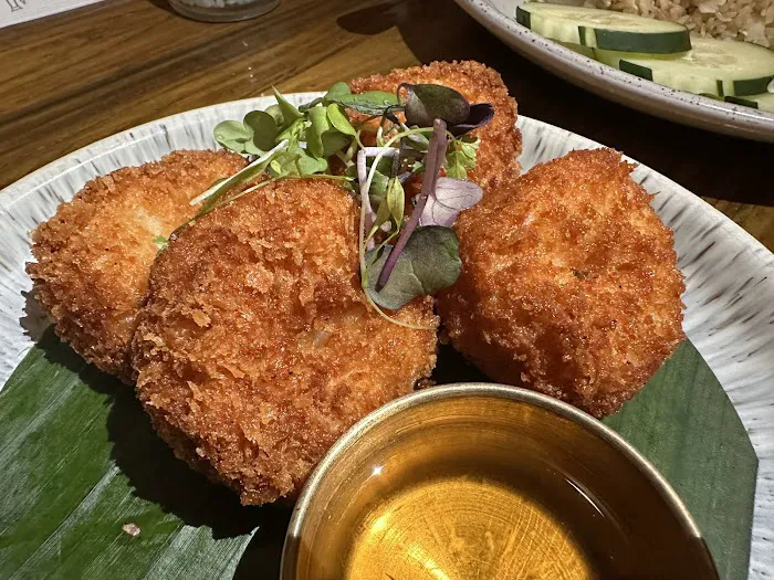 Bangkok Avenue Picture 2