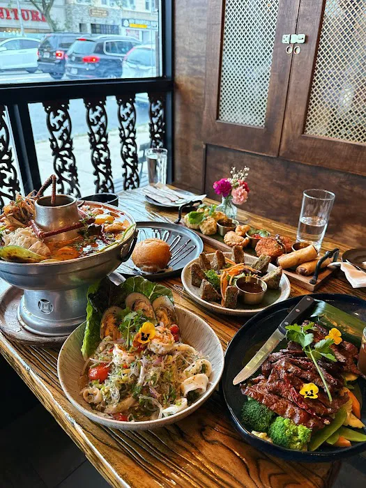 Bangkok Avenue Picture 1