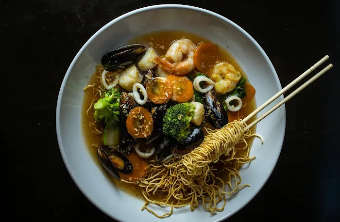 Prainam Thai Restaurant & Bar Picture 7