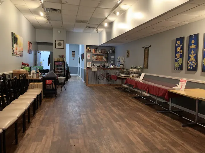 Lotus Thai Cuisine Picture 8