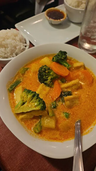 Twist On Thai Cafe Picture 3