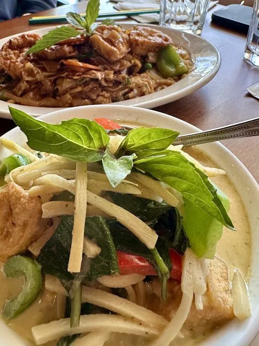 Absolute Thai Picture 1