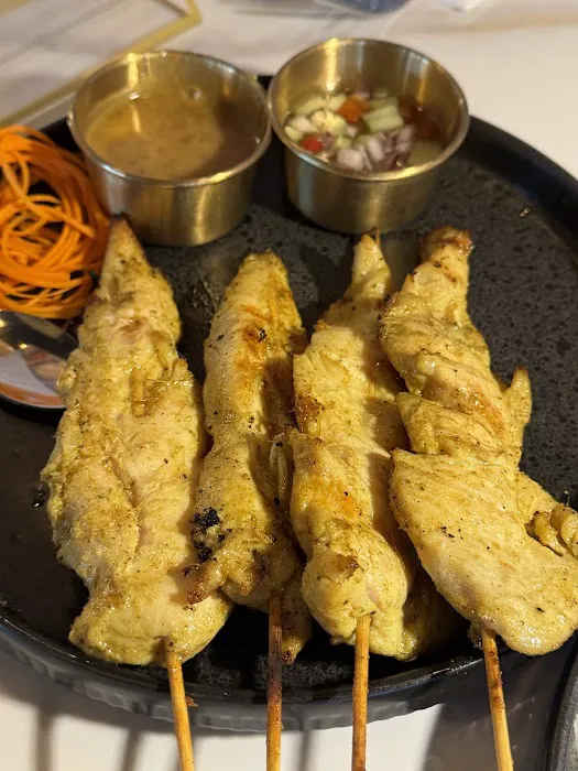 Phirom thai restaurant Picture 8